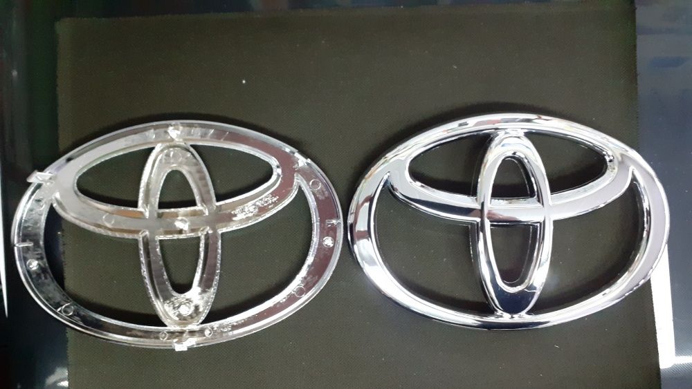 Эмблема Тойота Camry 50 (2012-2014) 55,70 значок на решетка Toyota
