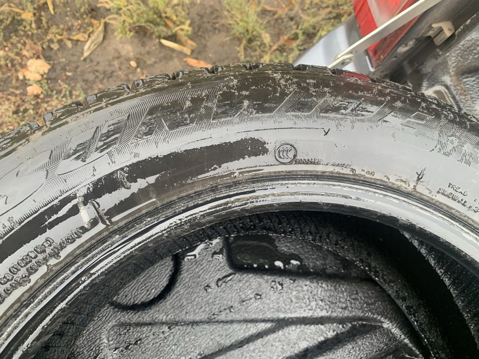 Пара зимової гуми R16 215/55 2023року