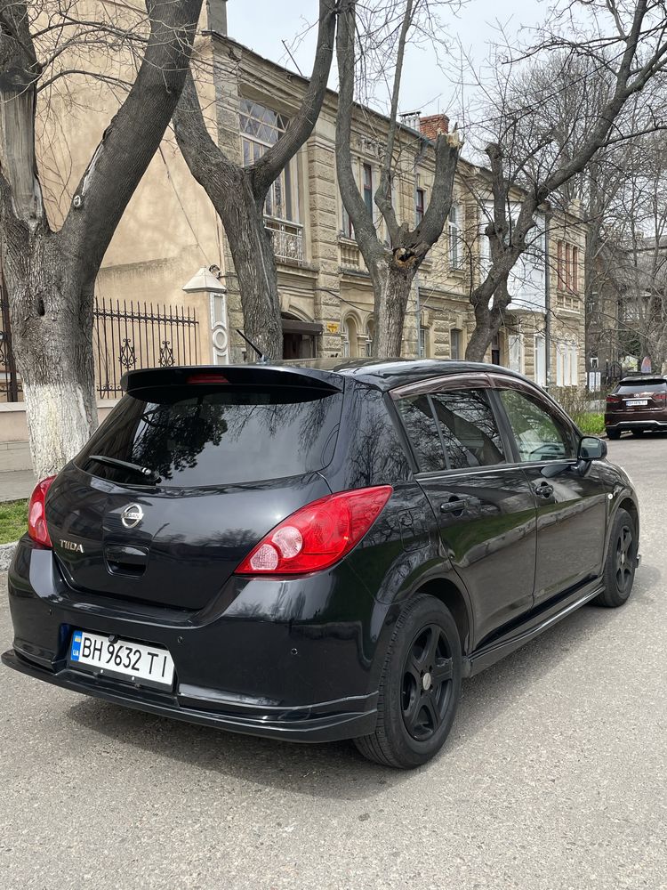 Nissan Tiida black СРОЧНО