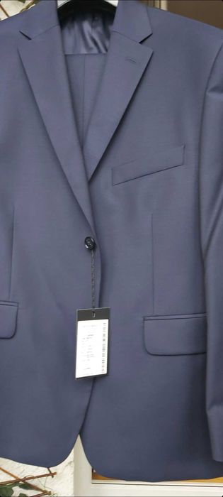 Nowy garnitur Vistula, unikatowy skład. Rozm. 164/108/94.