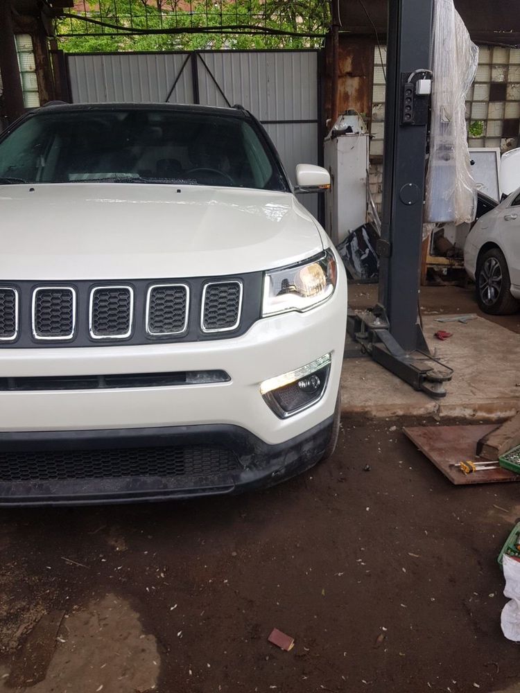 Телевизор Jeep compass 2017- фара джип компас 68243955AB/ 68243850AA