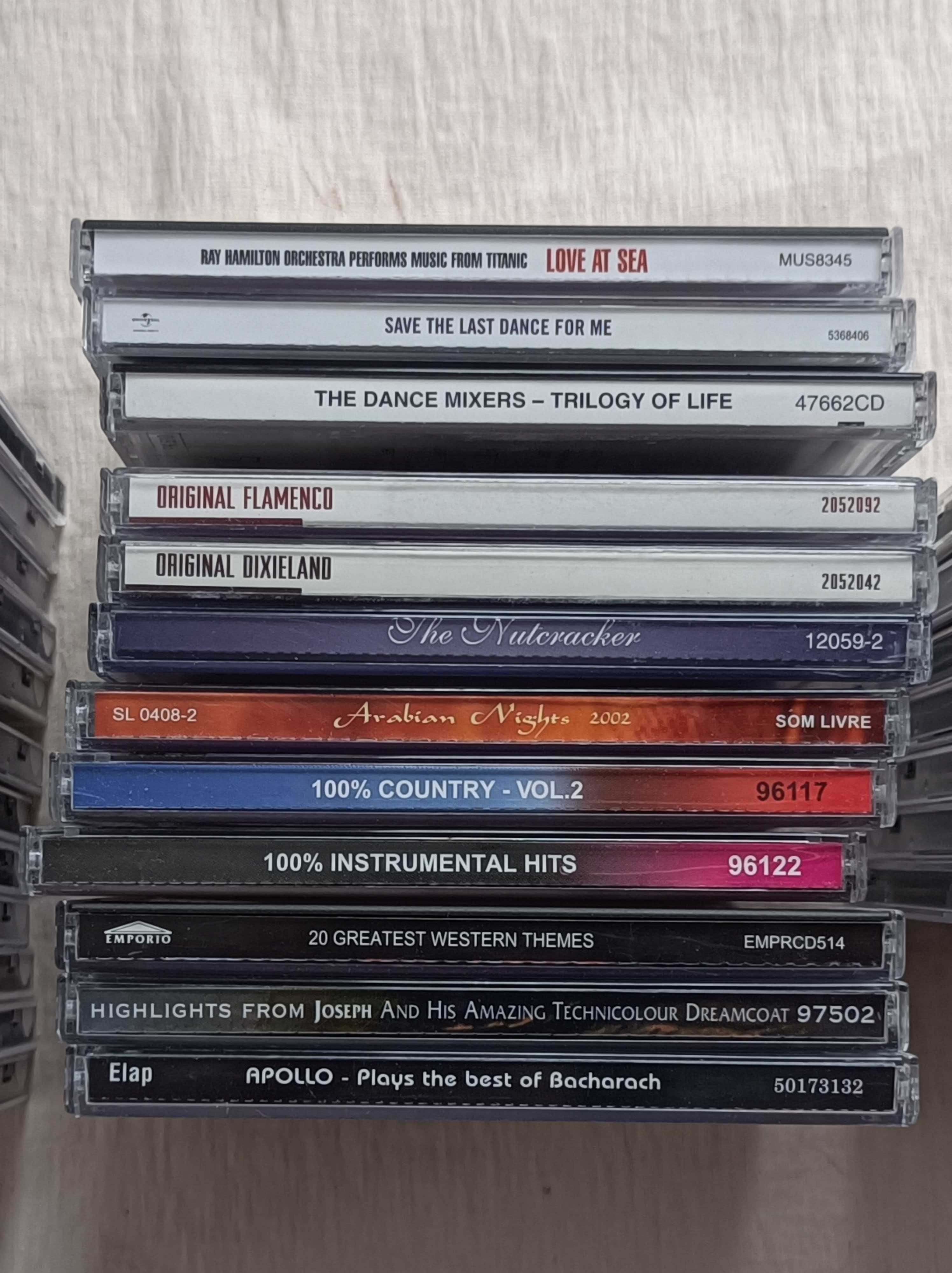CDs Lote de 31 cds variados