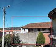 Vende-se moradia no centro de Rebordelo (Bragança)