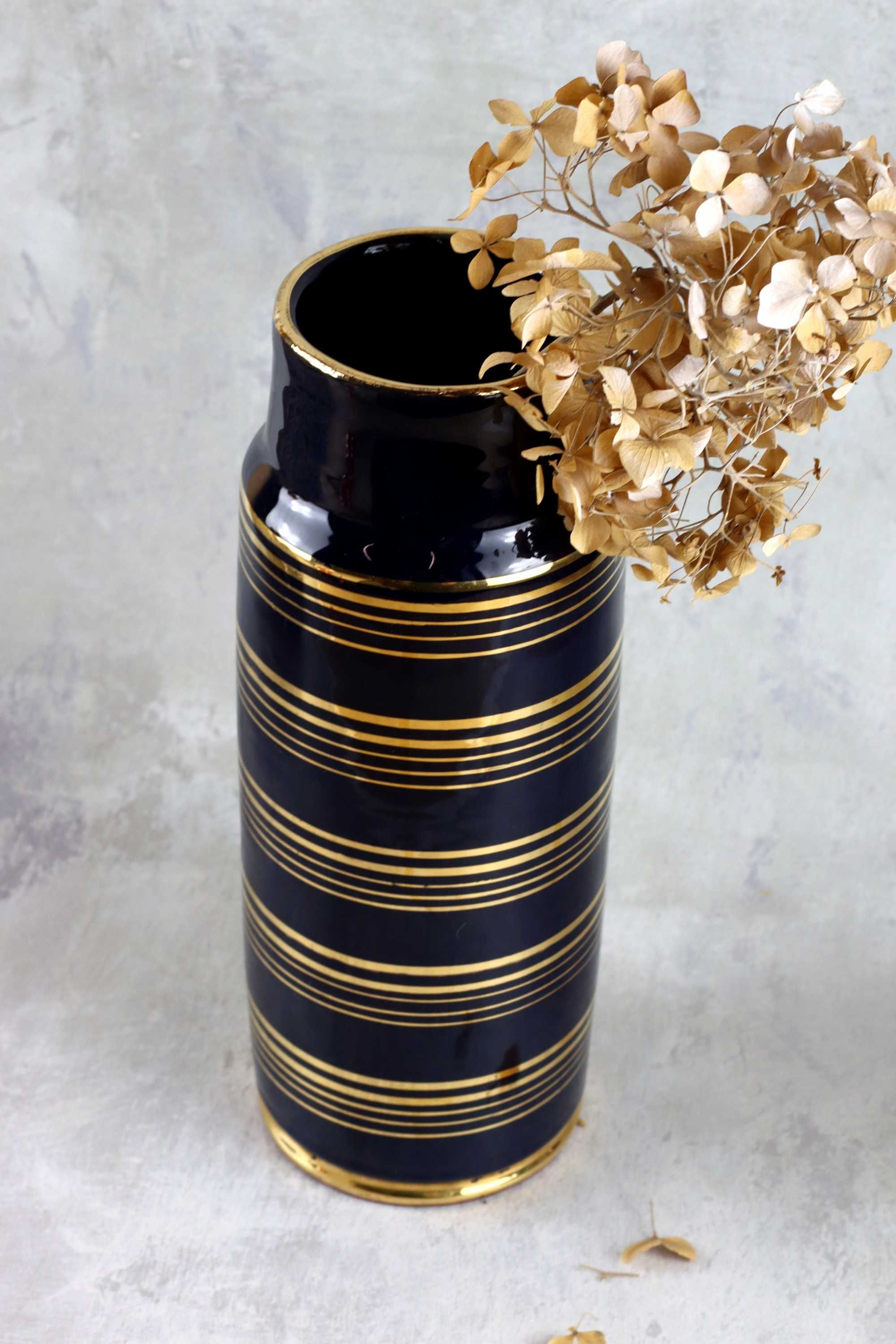 Kobaltowy wazon ze złotą dekoracją ceramika vintage prl ceramiczny