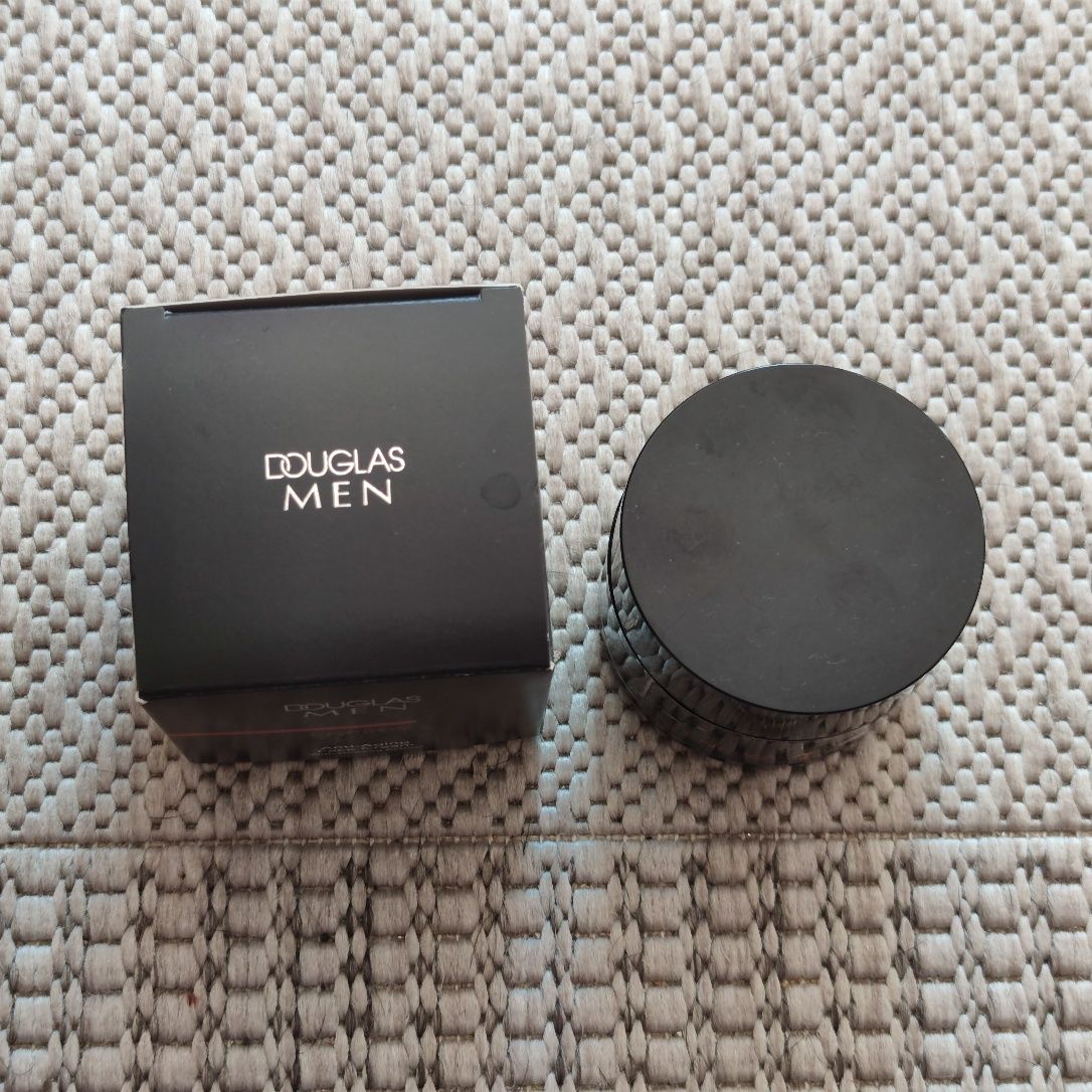 Douglas Men Energy Anti-Aging Face Cream
Krem do twarzy dla mężczyzn
N