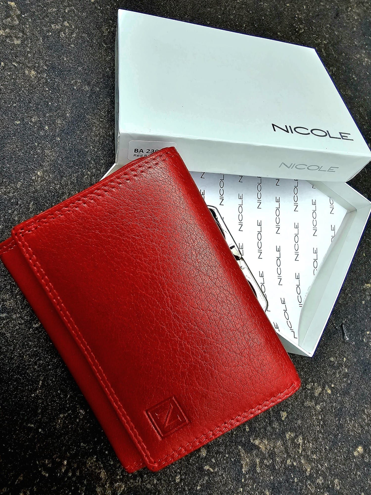 Nowy modny skórzany portfel damski marki Nicole bordowy