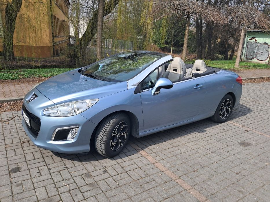 308 cc w pięknym zestawieniu kolorów