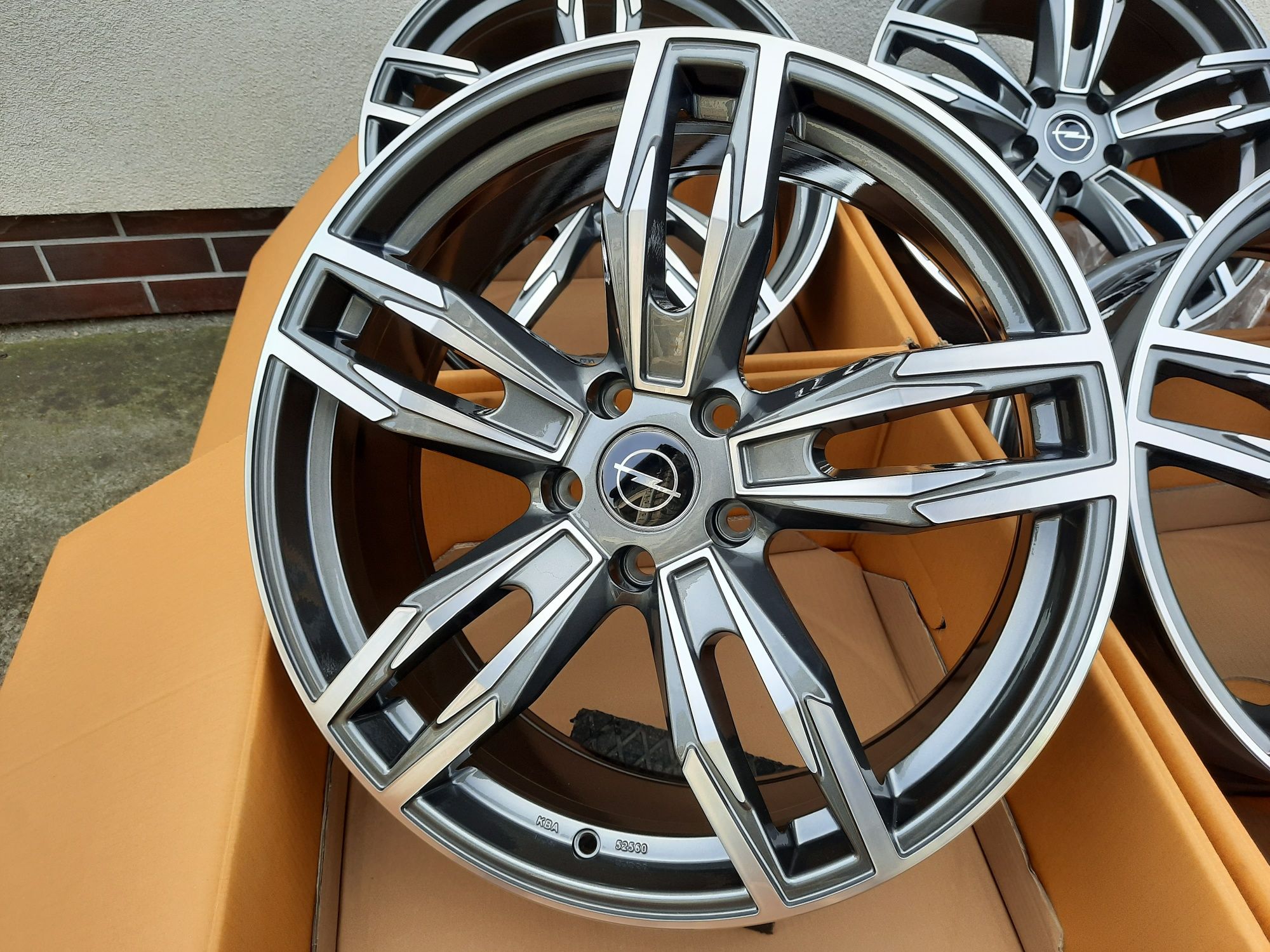 Alufelgi 20 Nowe! Opel Insignia 5x120 8Jx20H2 ET35 PROLINE!