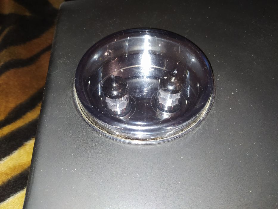 Блютуз колонка,саундбар.