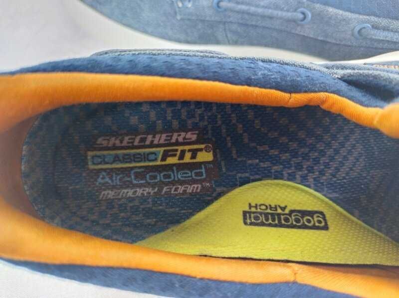 Спортивний туфли, мокасини Skechers classic fit р.41