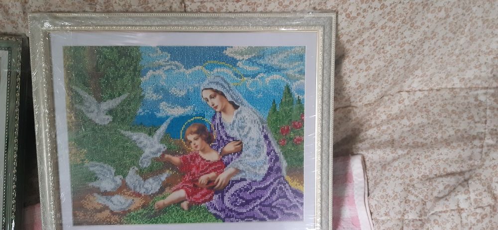 Образи та картини вишиті бісером