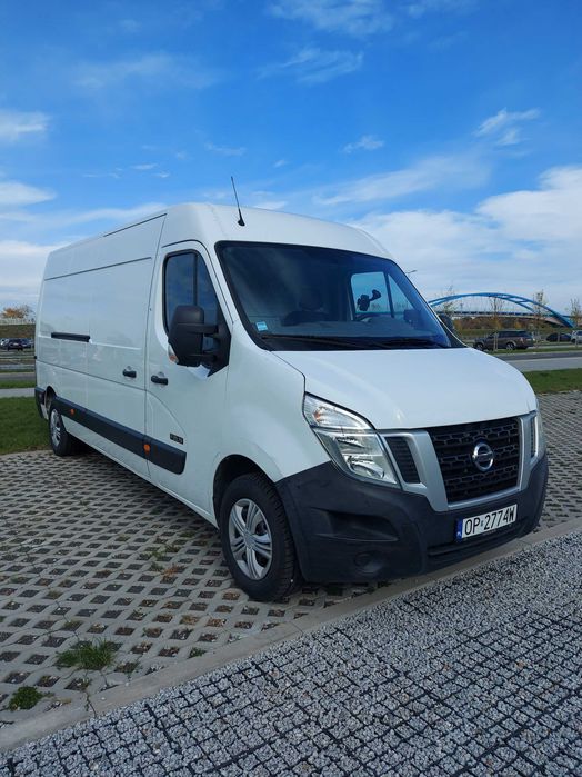 Wynajem busa wypożyczalnia samochodu dostawczego