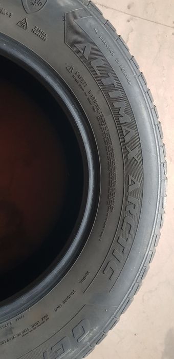 Продам  резину Altimax Arctic p265/65 R17