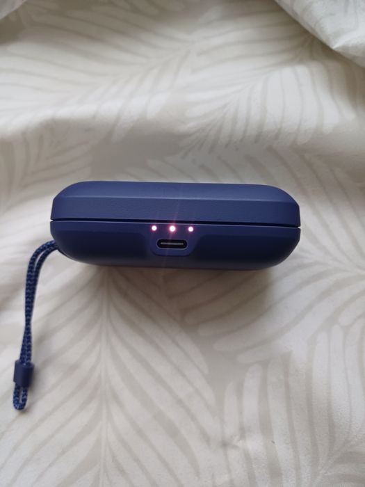 Продам влагозашитные наушники Jaybird Vista 2 IP68