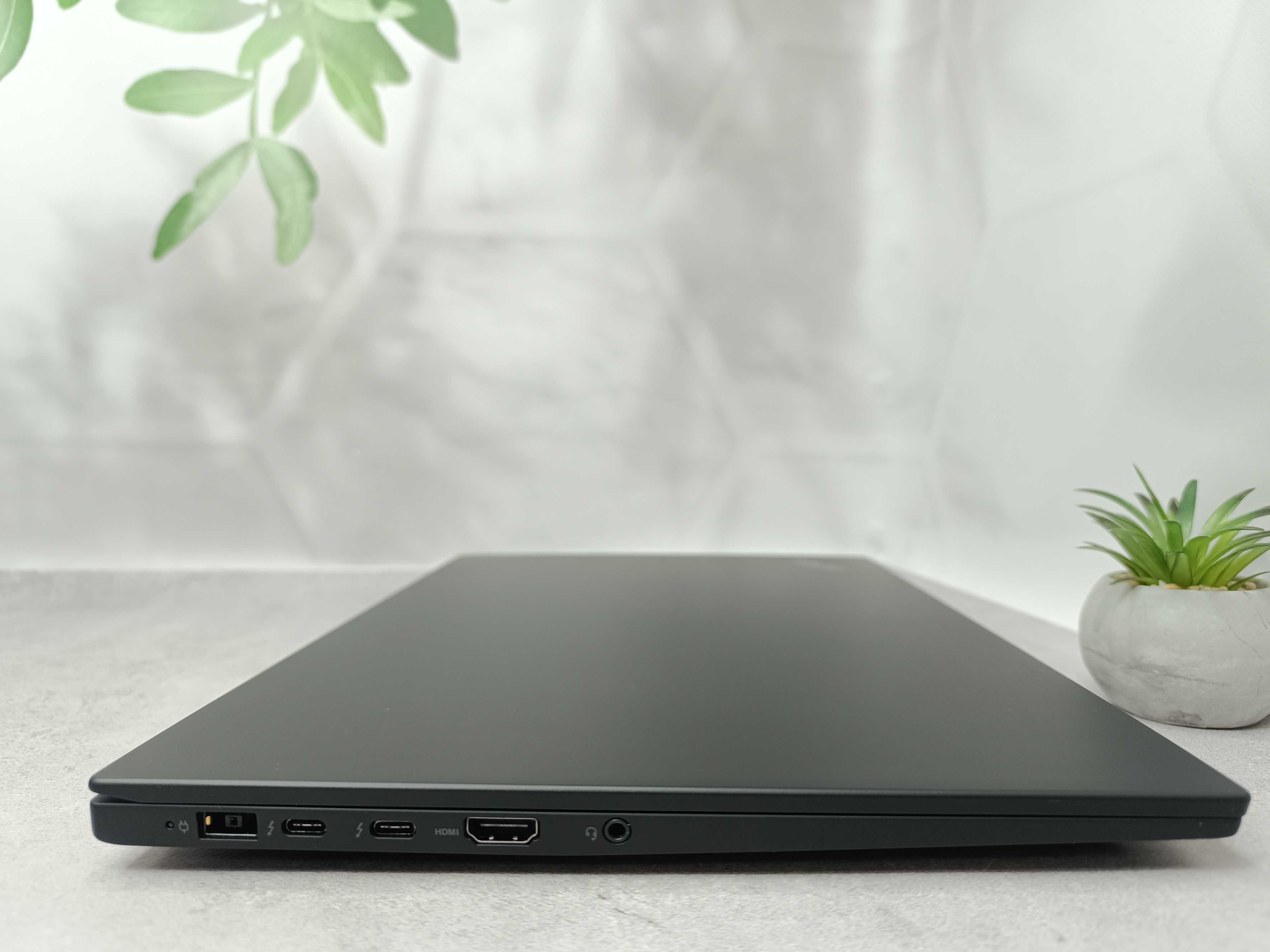 T2000 (4GB)/32/1TB/Lenovo ThinkPad P1 G3/i7-10850H/6 ядер/12 потоків