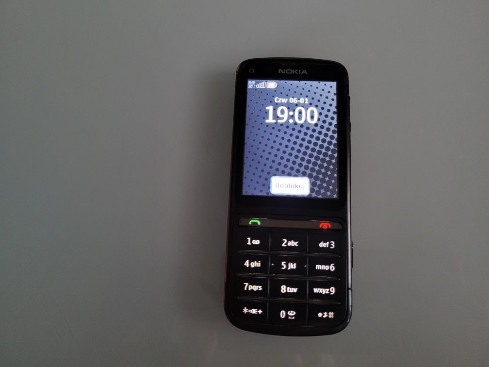 Nokia C3-01 brak simlock, polskie menu, dotykowy ekran