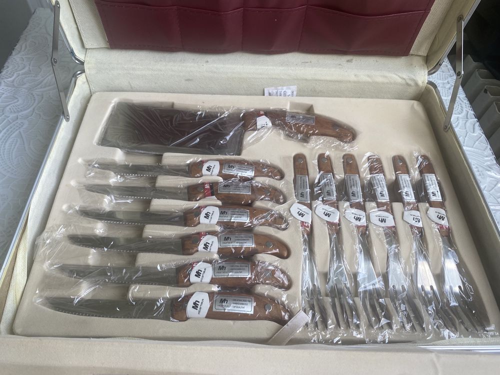 Millerhaus Кейс с набором ножей и вилок