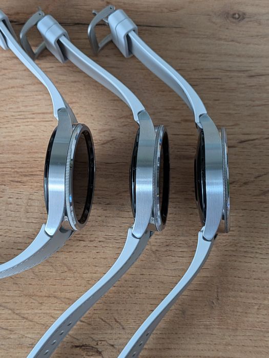 Samsung Galaxy Watch 6 Classic 47mm •