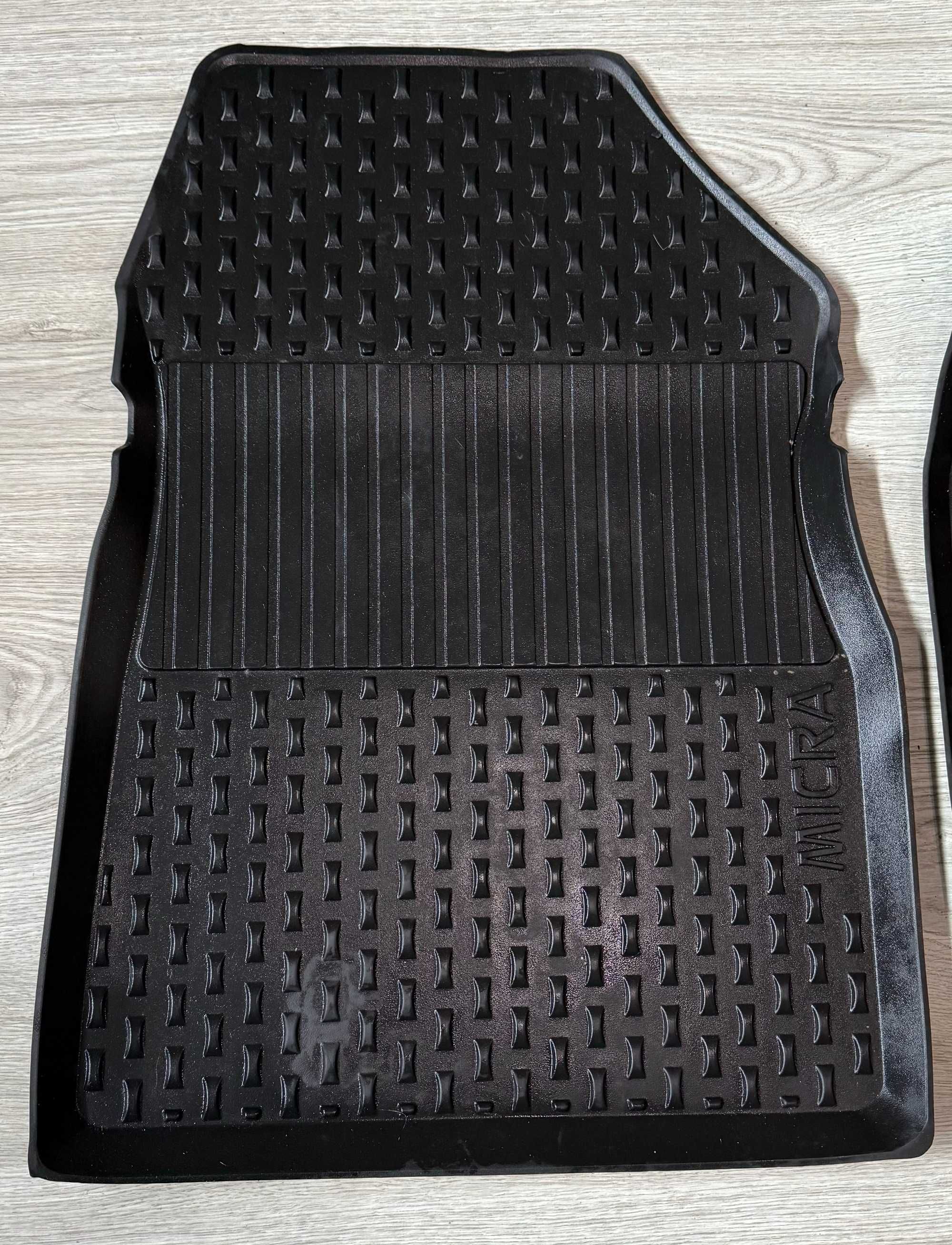 Tapetes borracha Nissan Micra (conjunto completo)