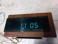 Часы настольные электронные электроника 6.15м