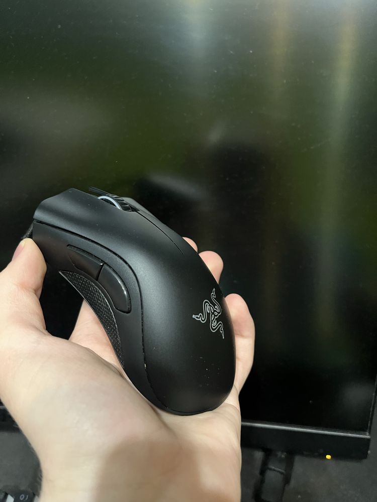 Razer deathadder essential