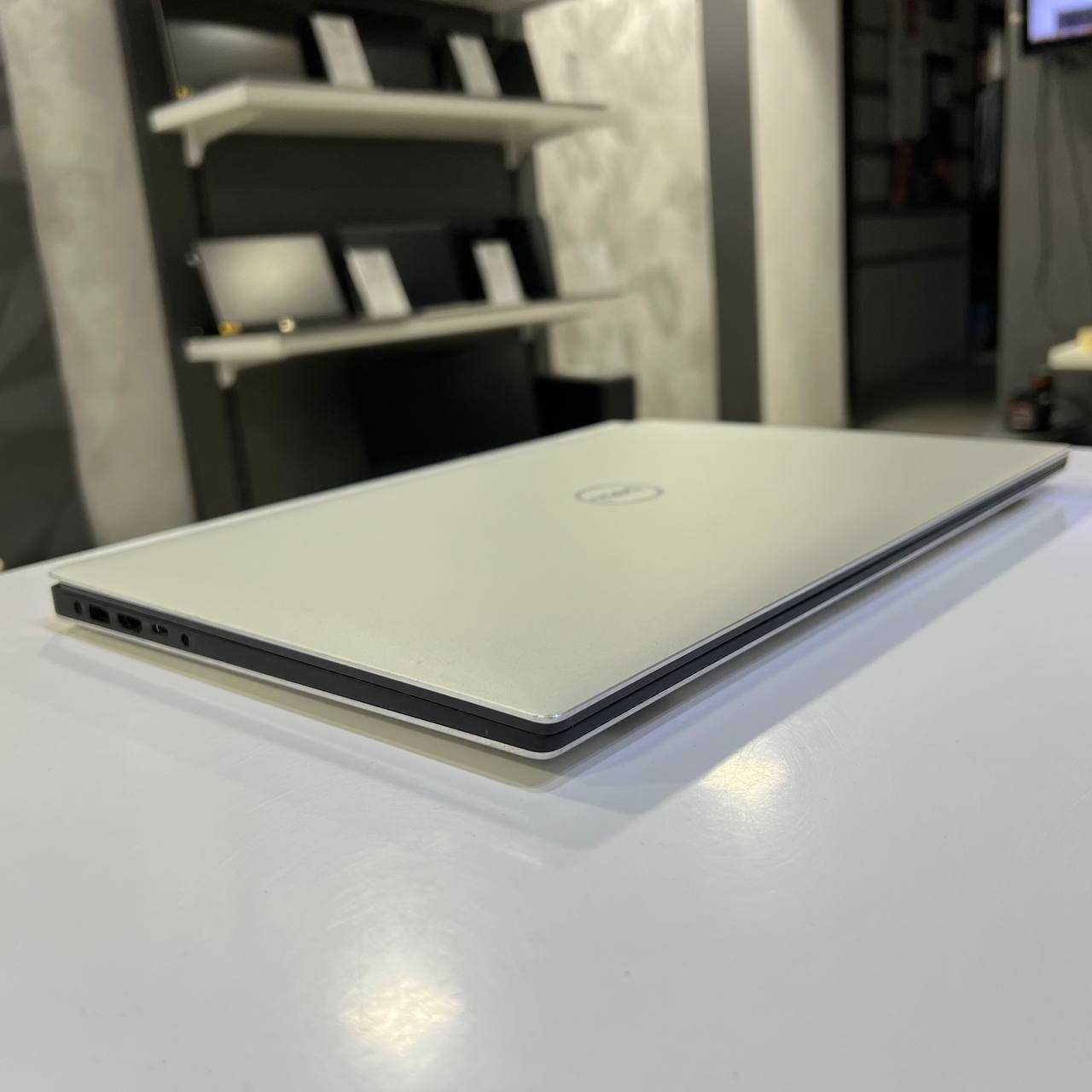 Ноутбук DELL Precision 5540 Intel i5-9400H/T1000 4Gb/16GB/256GB SSD