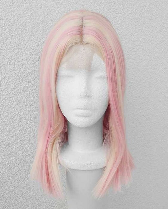 Różowa peruka z blond pasemkami przedziałek Lace Front cosplay wig