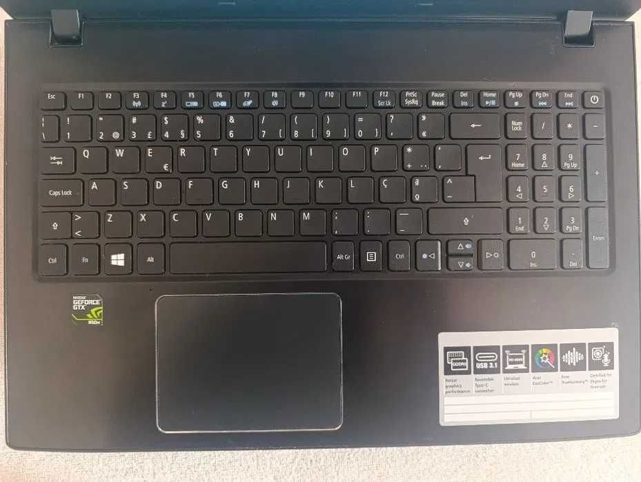 Acer Aspire E5-575G (i3 6th - 16GB DDR4 - 620GB SSD - GeForce 940MX)