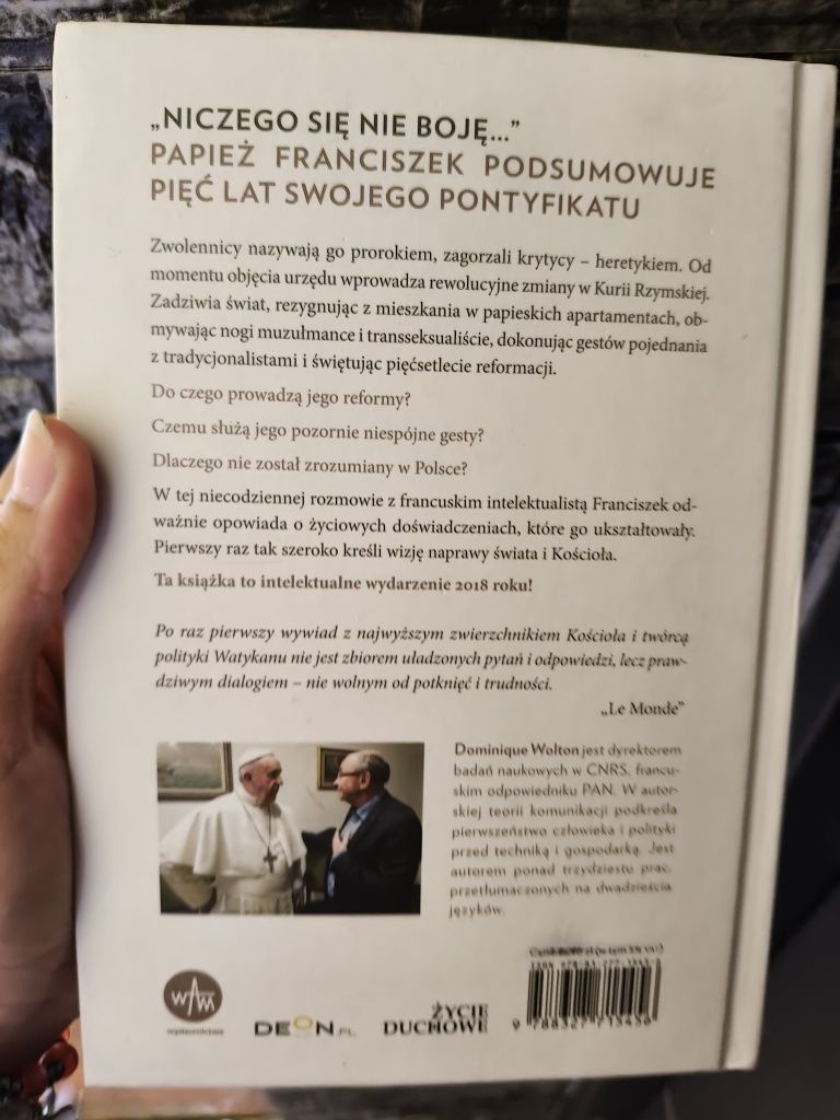 Książka ,,otwieranie drzwi,,