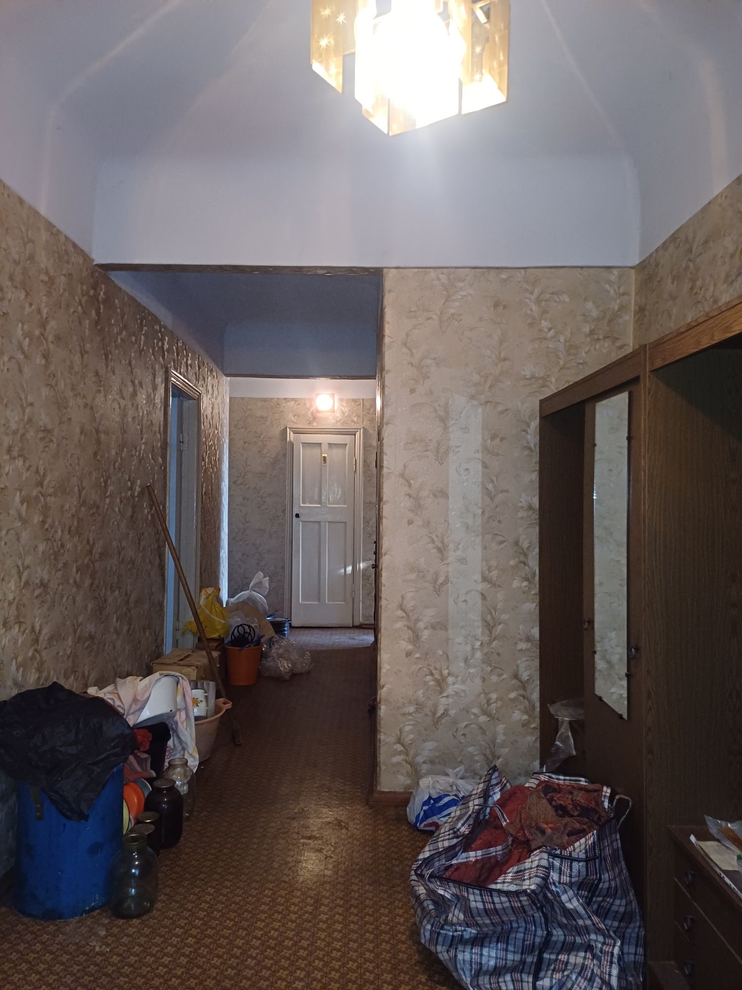 Продам 3х комн квартира у. Ракитина 80кв Пруды Сухая Балка Покровский!