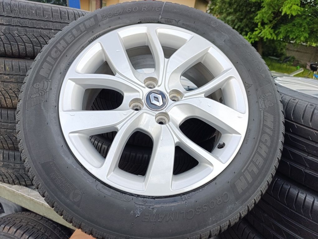 Opony całoroczne Michelin CrossClimate komplet