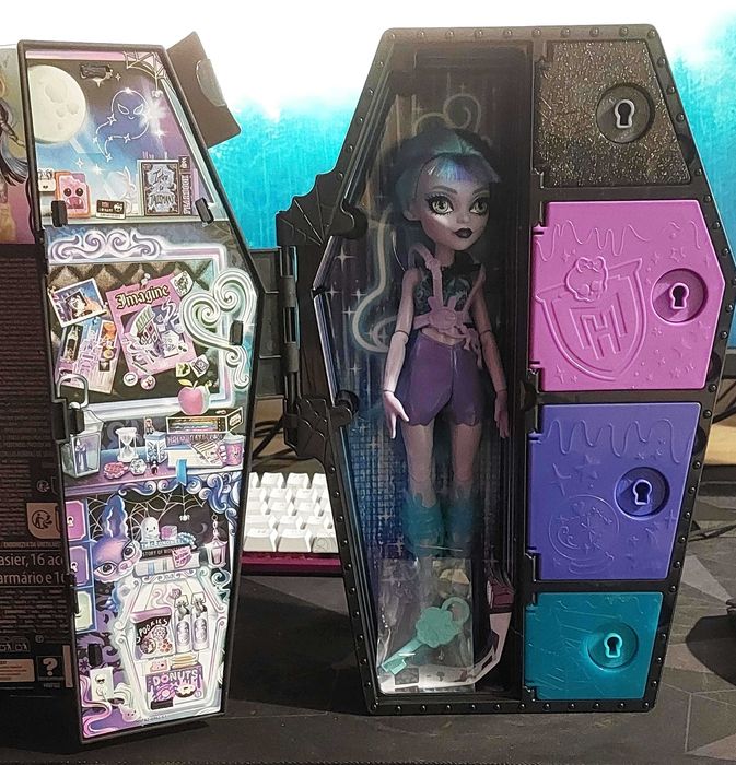 Vendo Figuras/Bonecas de Monster High