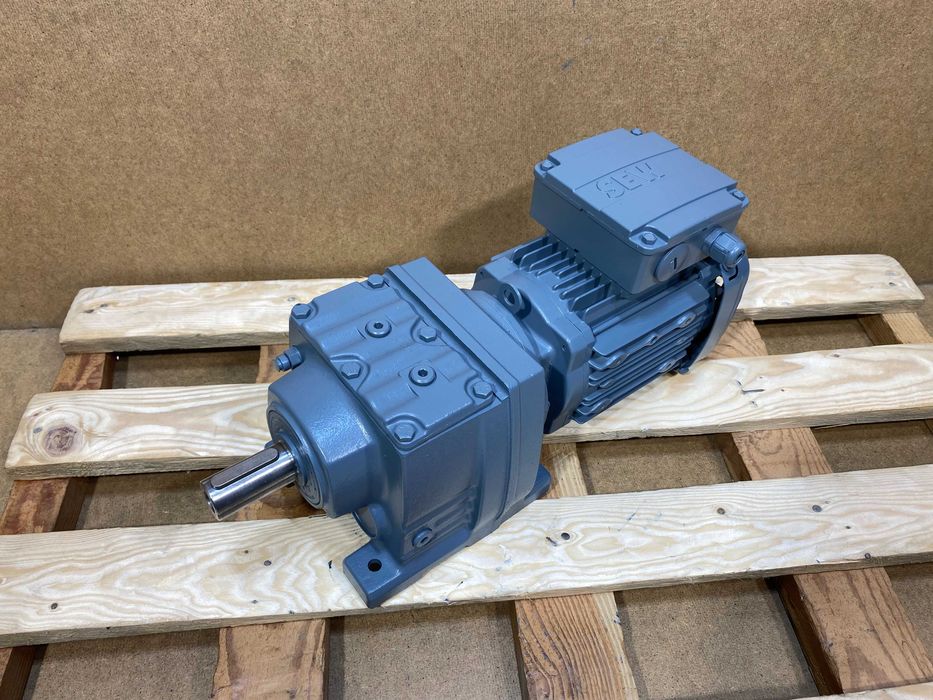 motoreduktor / przekładnia 0,55kW 31obr. 3fazowy SEW