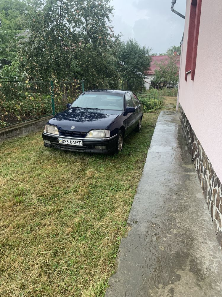 Opel Omega A. Газ/Бензин