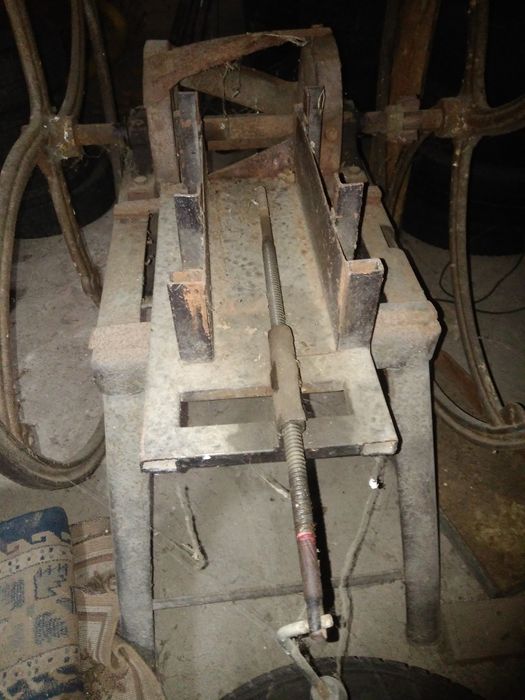 Maszyna sieczkarnia do cięcia ziół tytoniu