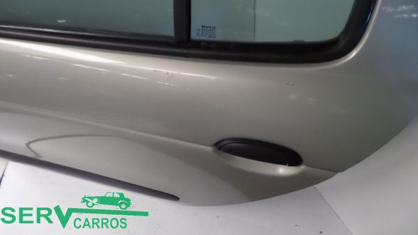 Porta trás esquerda RENAULT Megane I Break (KA0/1_)