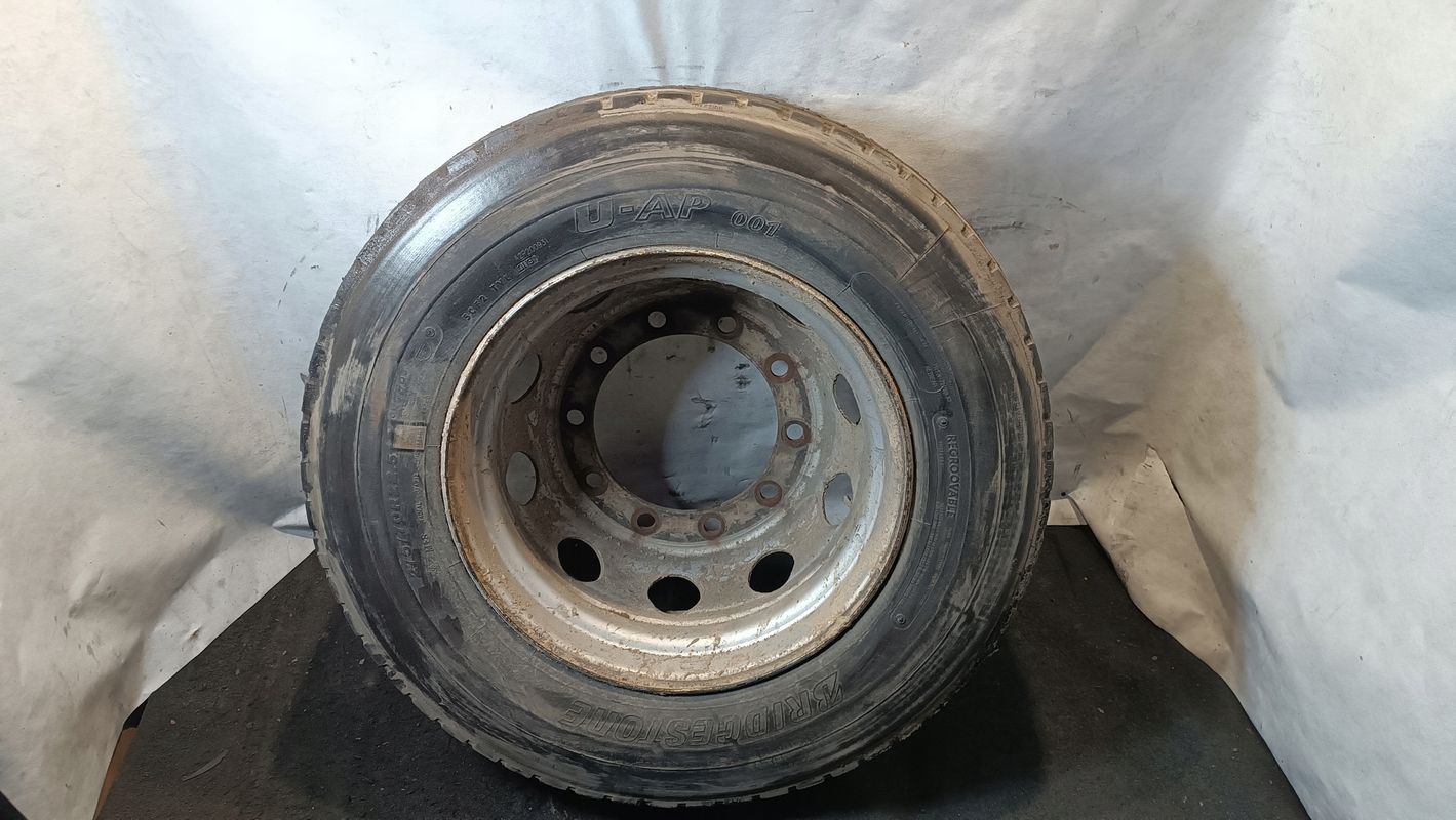Koło Opona Felga 1x R22,5 Bridgestone U-ap 001, 275/70