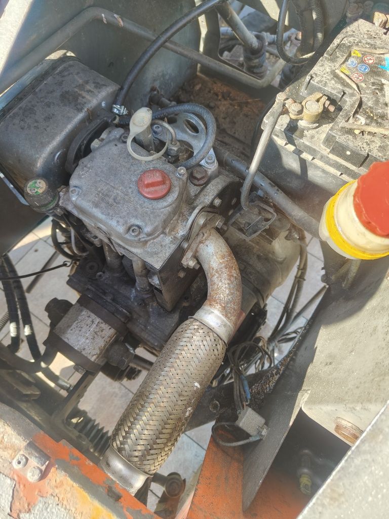 Wozidło AUSA 108 DA  1,5t  Wysoki wysyp