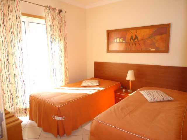 ALUGO T1 100m praia Altura