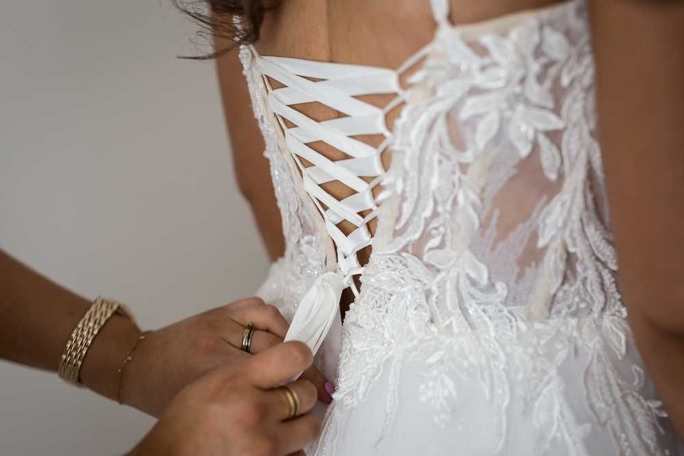 Suknia ślubna rozm. 38