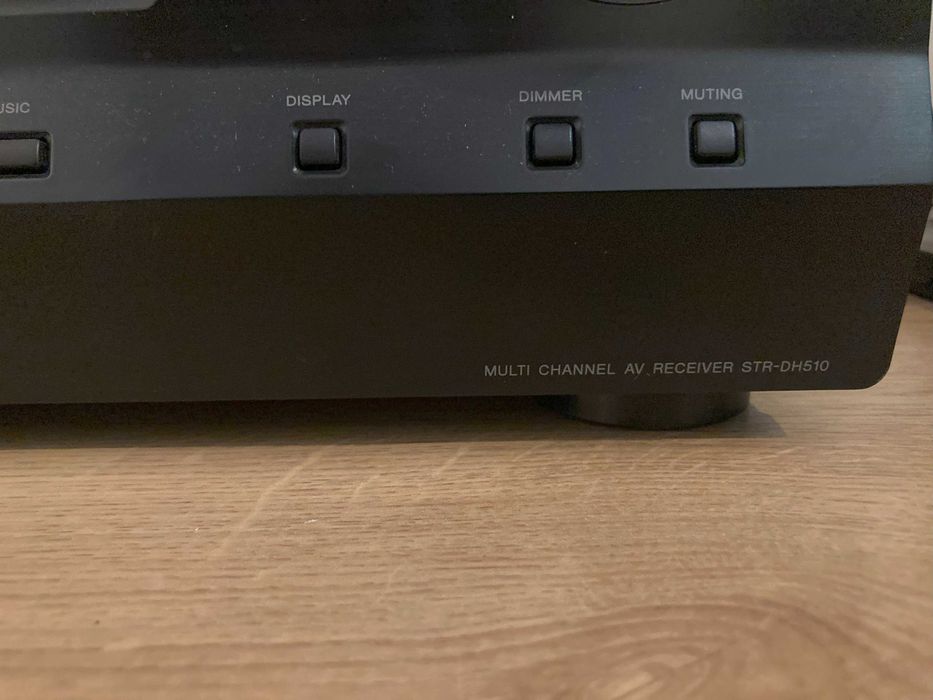 Amplituner SONY STR-DH510 głośnikami i subworferem SS-SR5