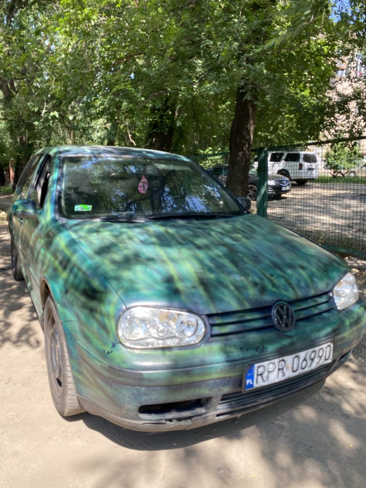 Продам гольф 1.9 tdi