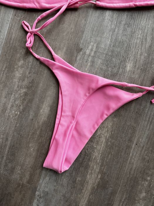 Купальник рожевий бікіні