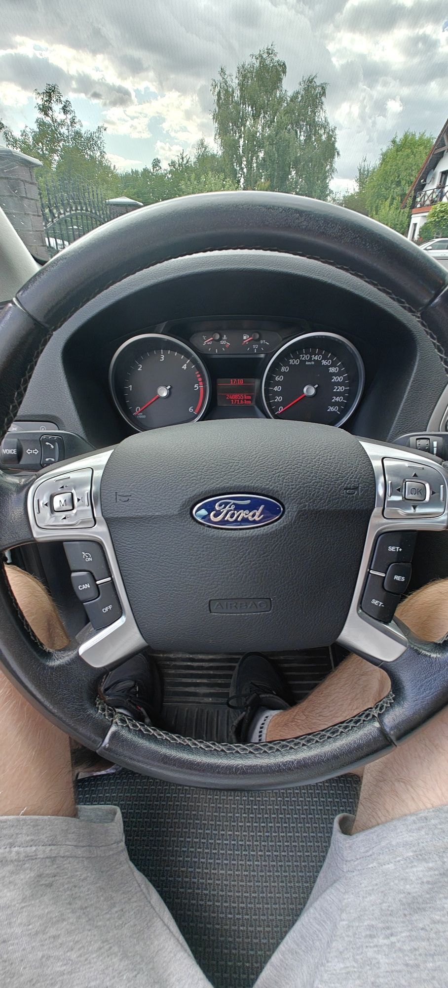 Ford Mondeo mk4 2.0 TDCi