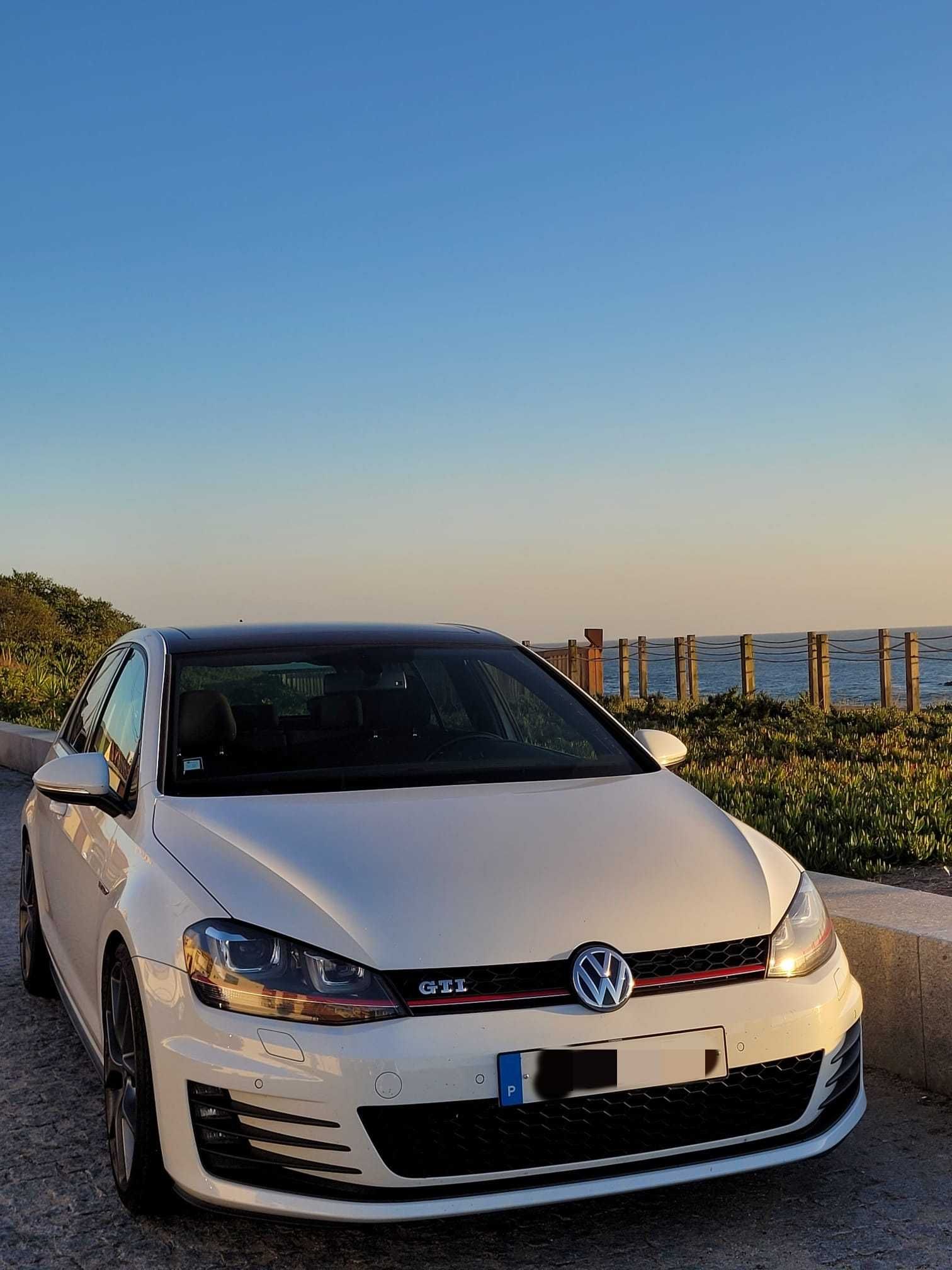 Golf VII GTI 220 CV - Teto Panorâmico