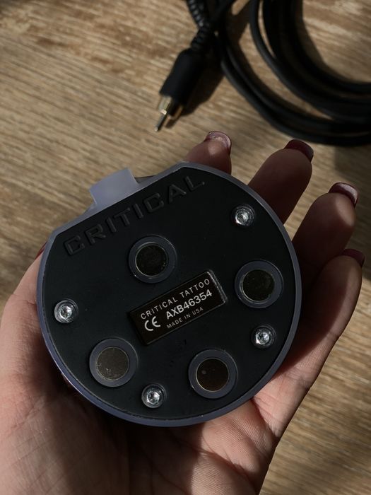 Блок живлення Critical Atom X — оригінал, відмінний стан