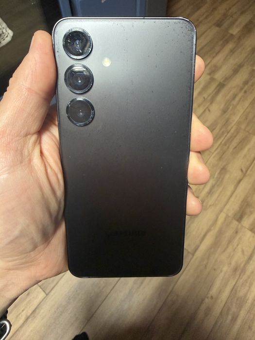 Продам Samsung S24