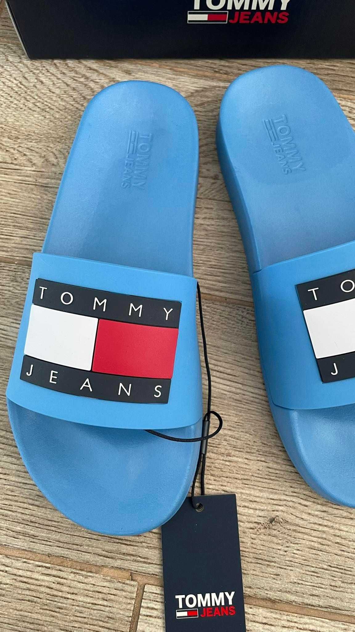 Tommy Jeans buty klapki flag pool slide blue crush 39