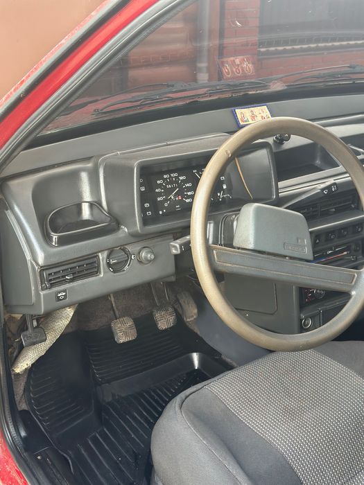 Машина ваз 2109!