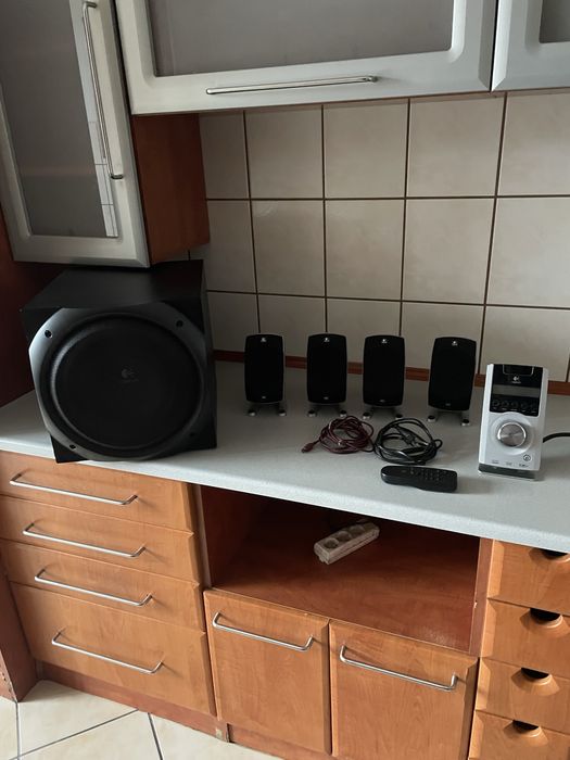 Logitech ZZ 5500 5.1 komplet głośniki suboofer